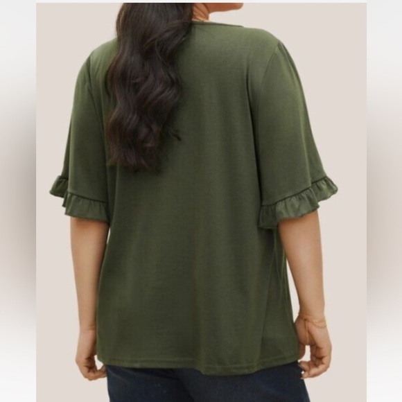 BloomChic Plus Size Solid Gathered Ruffle Trim Flounce Sleeve T-shirt - Picture 3 of 5